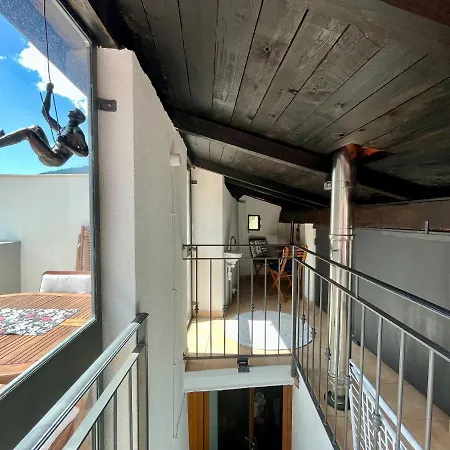 Casa Via Vezzargo * Badalucco