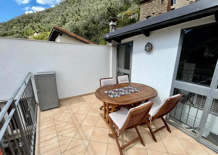 Casa Via Vezzargo Badalucco